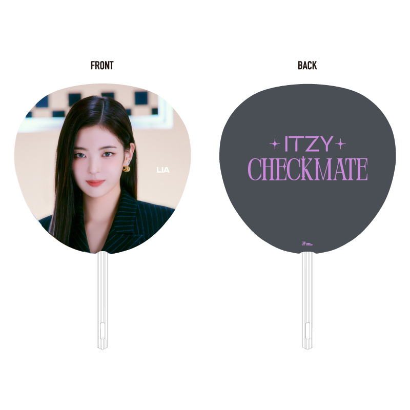 ITZY THE 1ST WORLD TOUR CHECKMATE IN JAPAN うちわ【LIA】