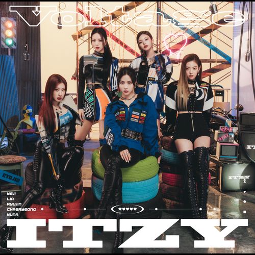ITZY JAPAN 1st Single「Voltage」(通常盤)