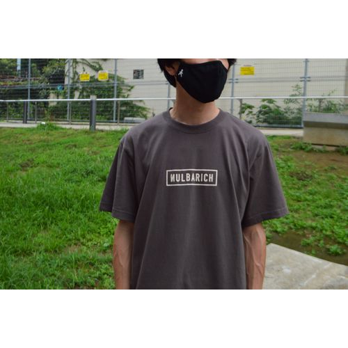 Chill In The Living Room T-Shirts/brown